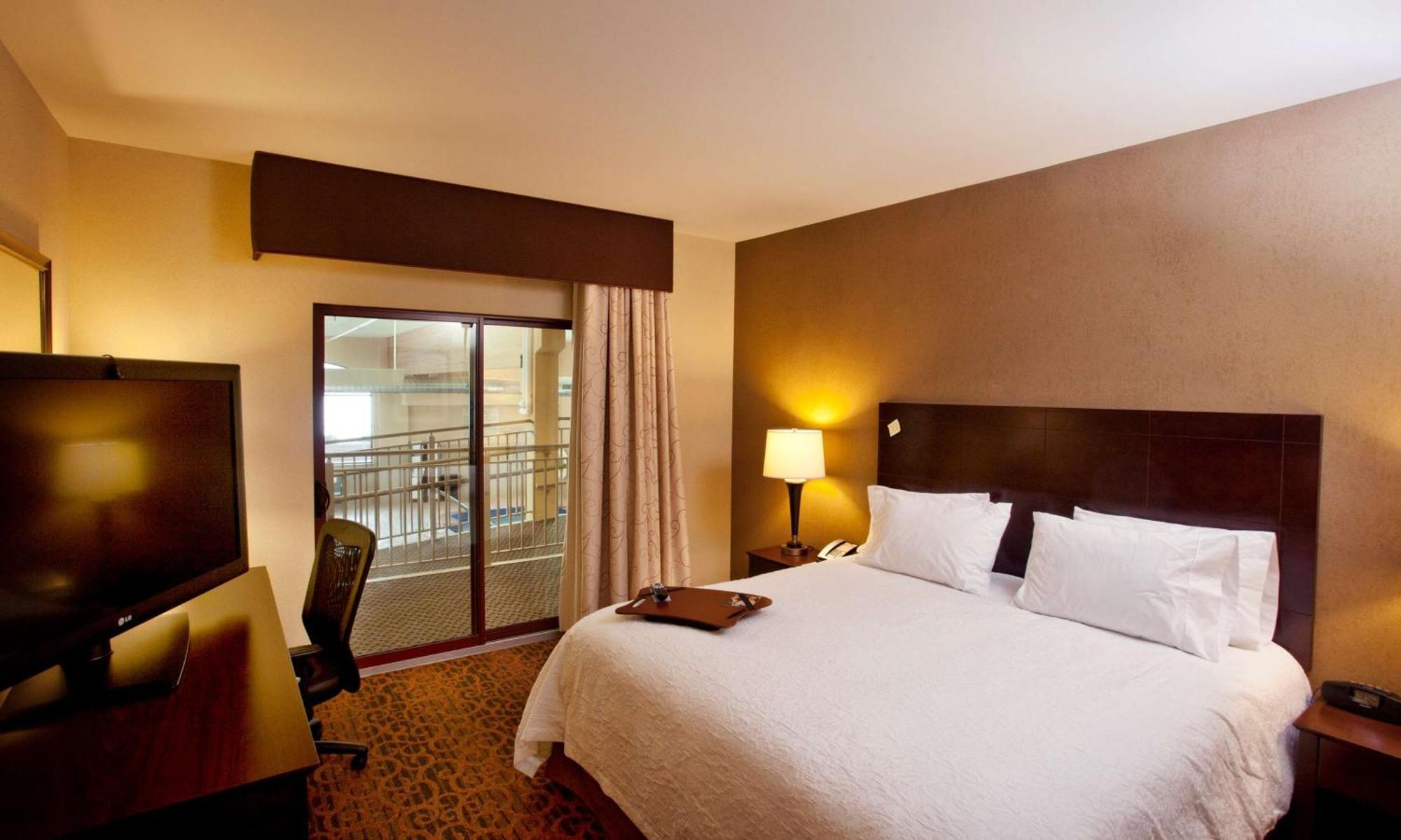 Hampton Inn Marquette-Waterfront Exteriör bild