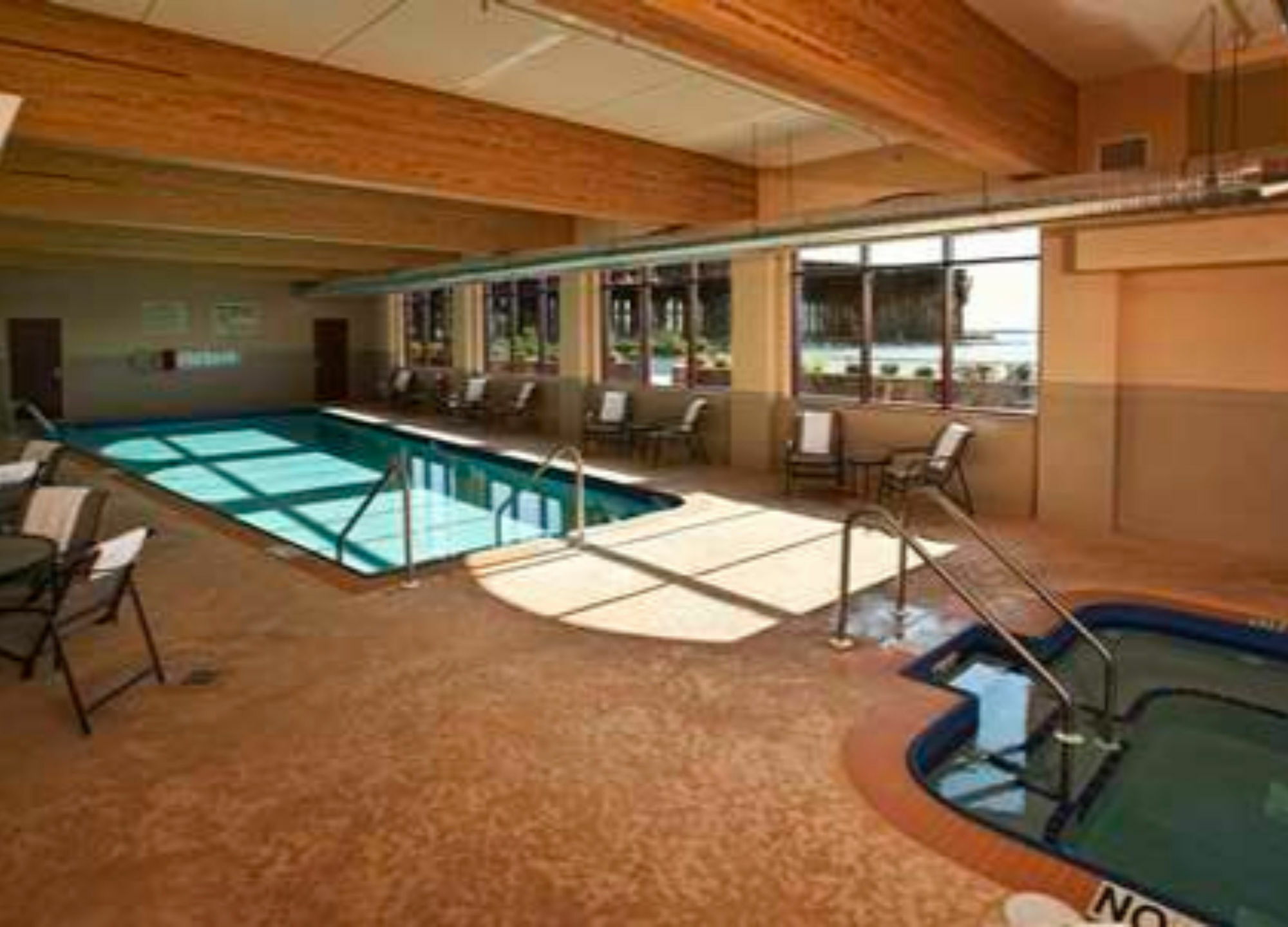 Hampton Inn Marquette-Waterfront Exteriör bild